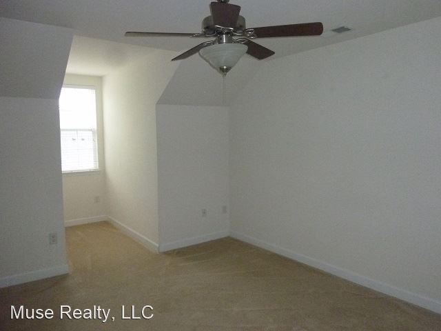 Building Photo - 3 br, 2 bath House - 1330 Stoney Creek Court