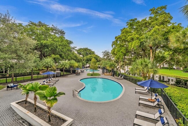 Building Photo - Nottingham Pine Luxury Apartment Homes - Under New Management