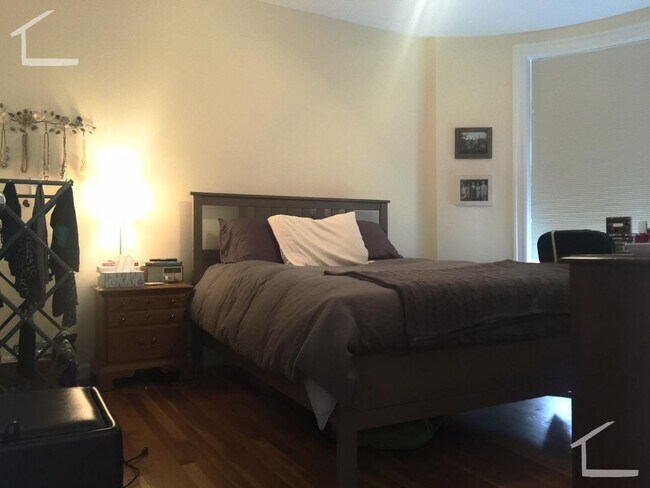 Foto del edificio - VERY NICE BRIGHTON 3 B3D 1.5 BATH!!!