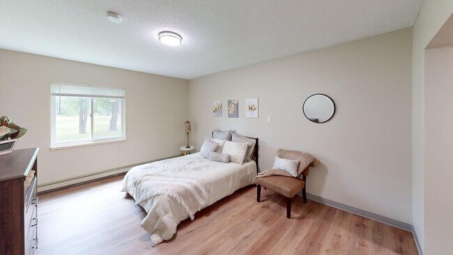 Foto del edificio - Parkwood Senior Living 55+