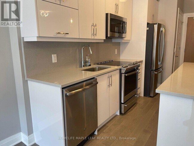 Building Photo - 128 Grovewood Common