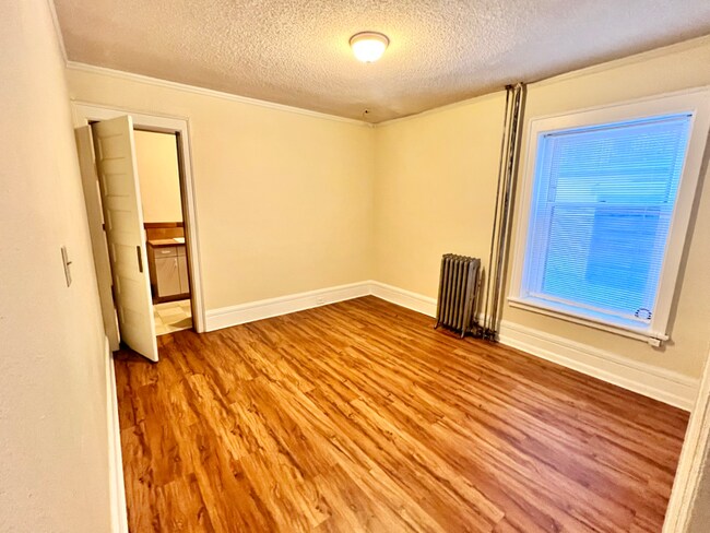 Foto del edificio - 220 E 20th Ave