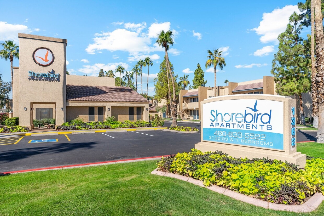 Community Entrance | Shorebird Apartments - Shorebird