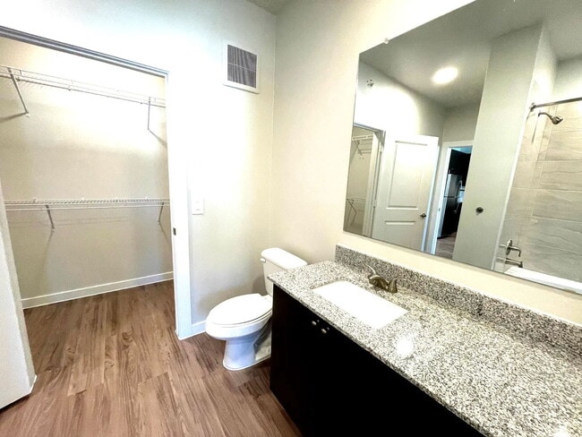 Foto del edificio - 5901 Co Rd 277