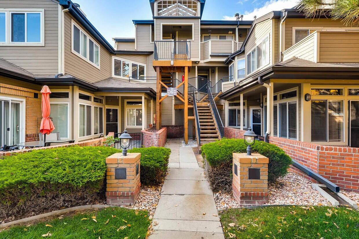 6001 S Yosemite St Unit G205, Greenwood Village, CO 80111 Condo for