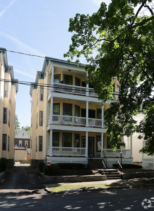 917 Park Ave, Albany, NY 12208 Apartments in Albany, NY