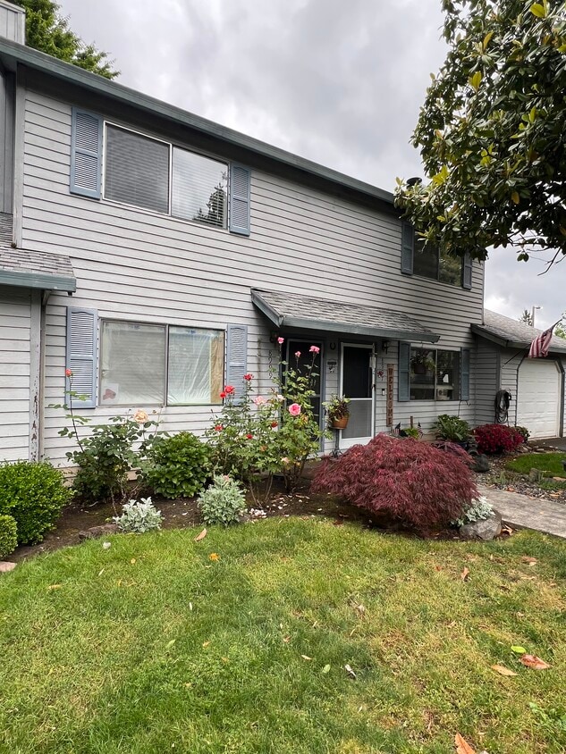 Building Photo - 8999 SW Herb Way