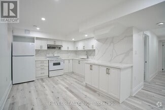 Building Photo - 366 Van Kirk Dr