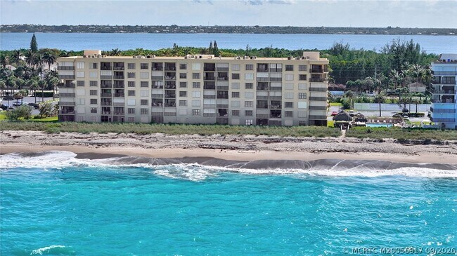 Foto del edificio - 10200 S Ocean Dr