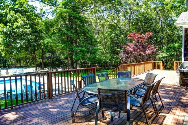 Foto del edificio - 11 Forest Crossing