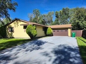 Building Photo - 7720 Fowler Ave