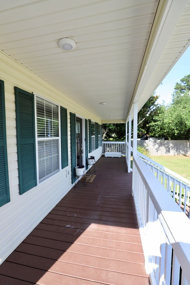 Foto del edificio - 1910 Lybrand St