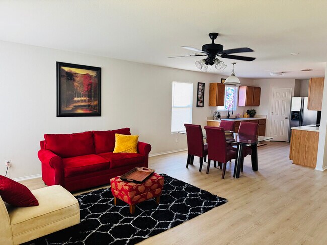 Foto del edificio - 12803 Capri