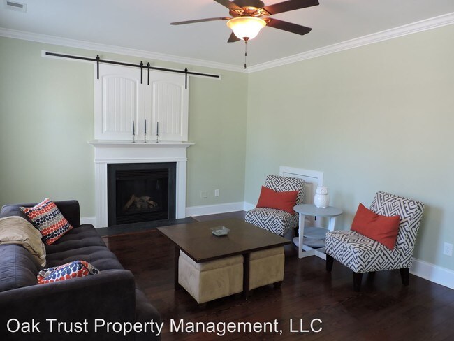 Building Photo - 5168 Celtic Dr