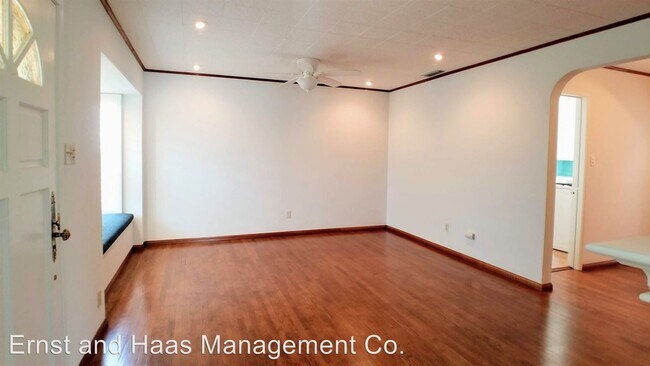 Foto del edificio - 3 br, 2 bath House - 1950 Chatwin Ave