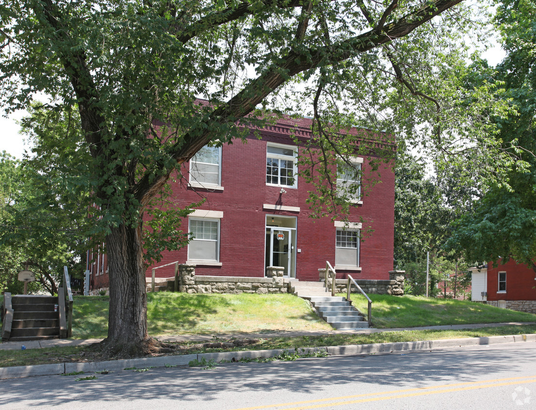 Foto principal - 511 Benton Blvd