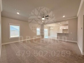 Building Photo - 930 Trailwood St