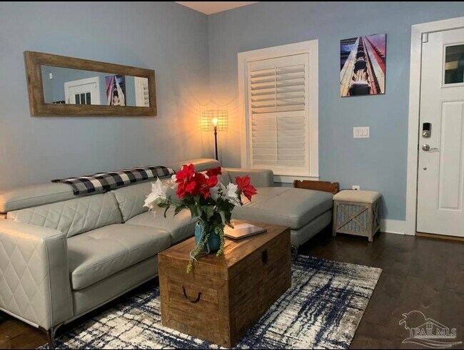 Foto del edificio - 216 W Intendencia St