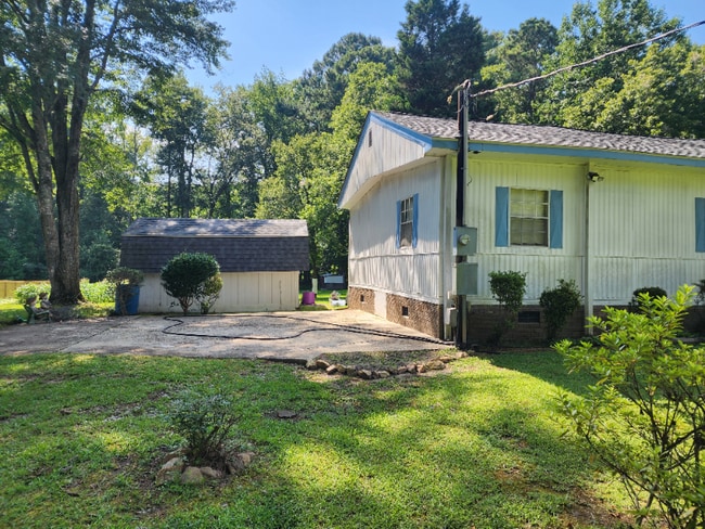 Building Photo - 104 Royalty Ct