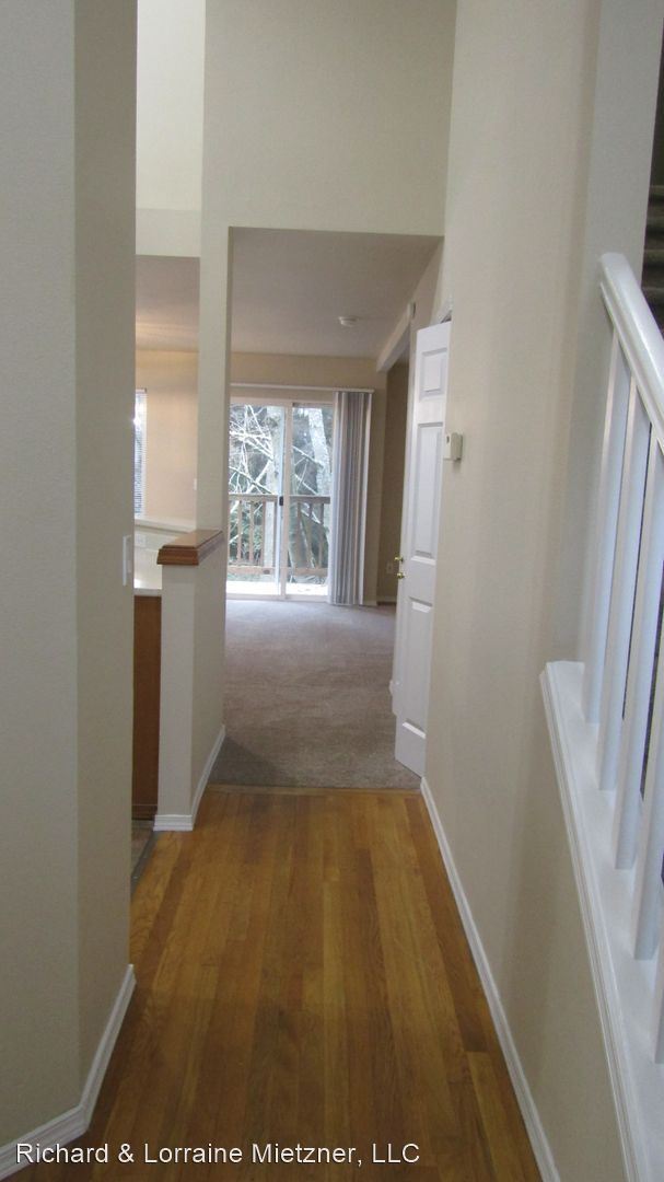 Building Photo - 4 br, 2.5 bath House - 5403 13th Ave W