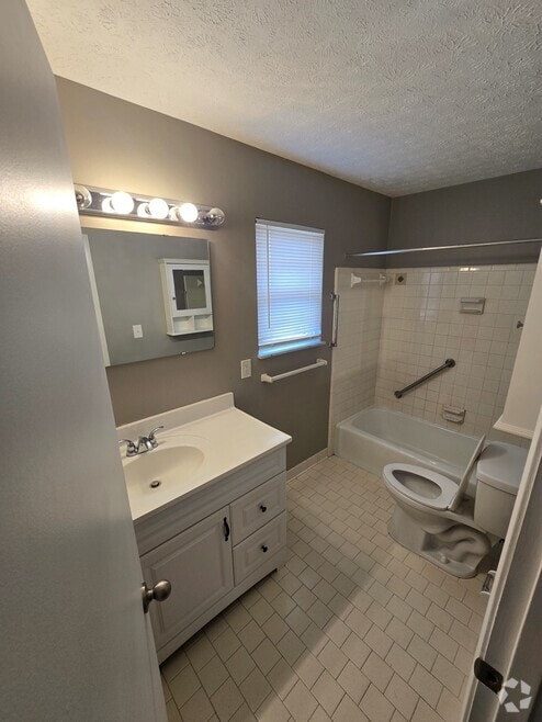 Building Photo - 4216 N Church Way