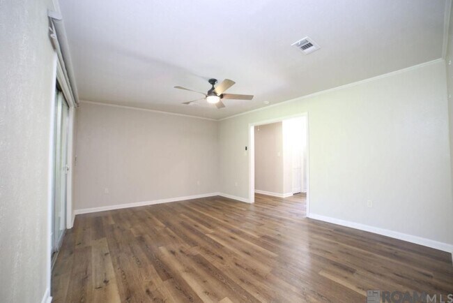 Foto del edificio - 4821 Newell St