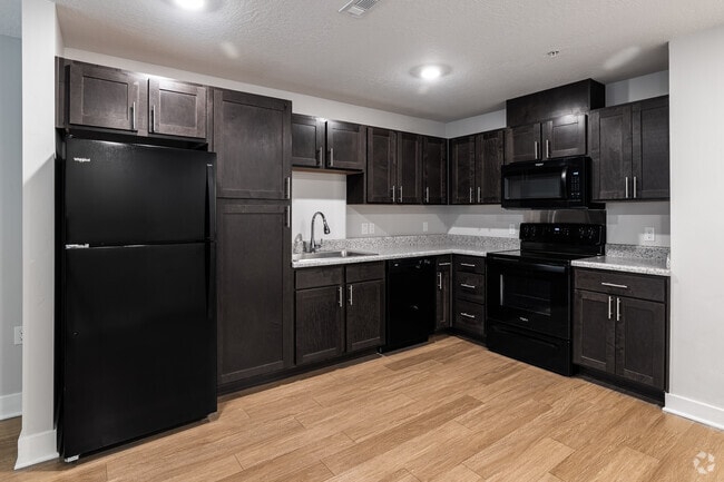 1BR, 1BA - 576SF - Kitchen - Residences at West Haven