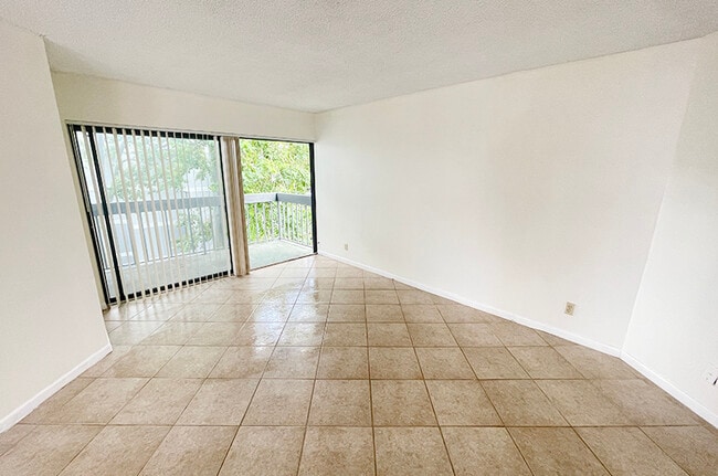 Photo - 1750 N Congress Ave Townhome