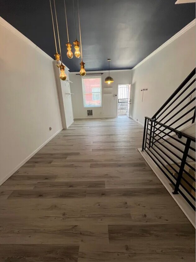 Foto principal - 1745 N Newkirk St