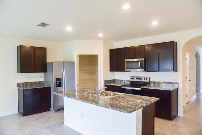 Foto del edificio - 5495 Oxford Gray Rd