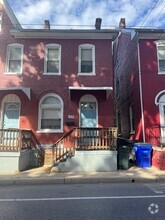 Building Photo - N. N Locust St
