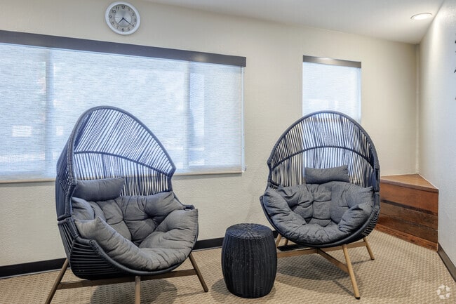 Interior Photo - Americana Lakewood Apartments
