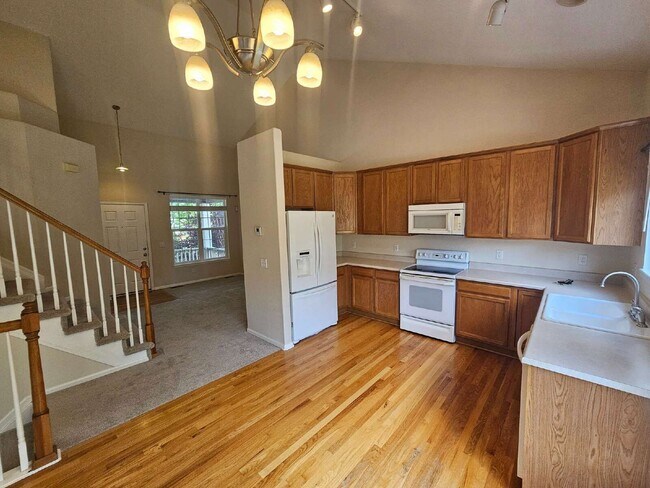 Building Photo - 1124 W Mulberry Ln