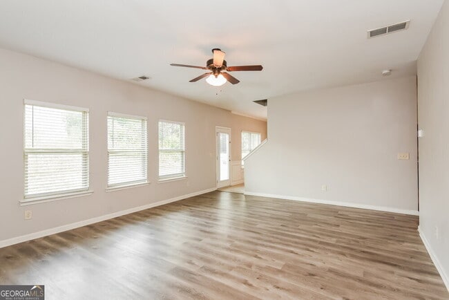 Building Photo - 68 Hamil Ct NW