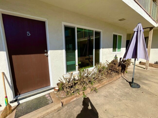 Building Photo - 12121 La Maida St