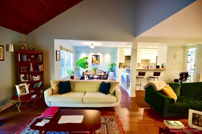 Foto del edificio - 18 Northwick Ct
