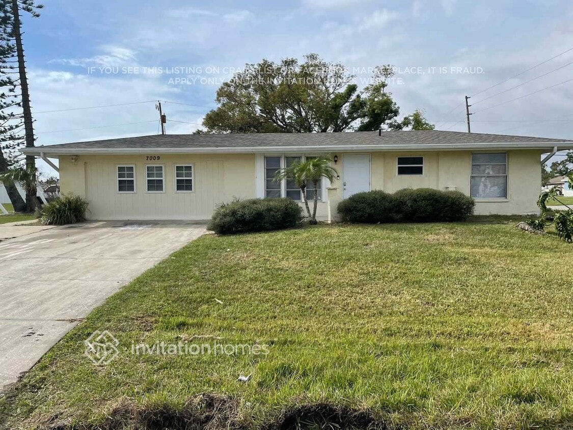 Foto principal - 7009 Mamouth St
