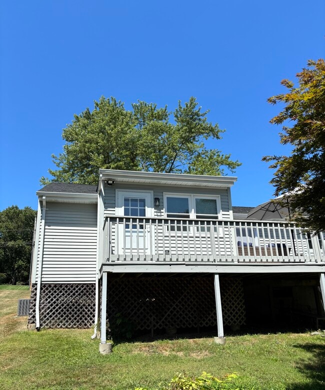 Building Photo - 16 Covington Dr