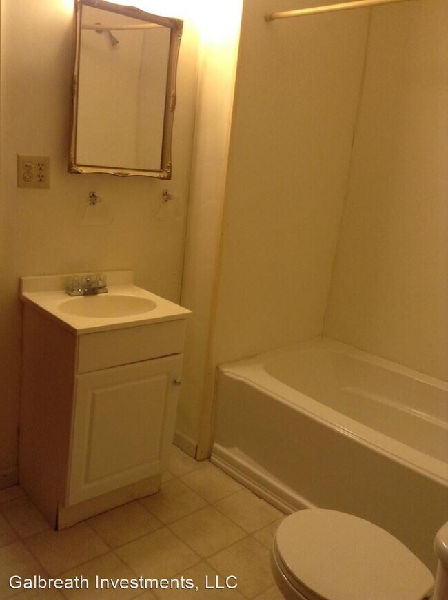 Foto del edificio - 2 br, 1 bath House - 1026 Carrico