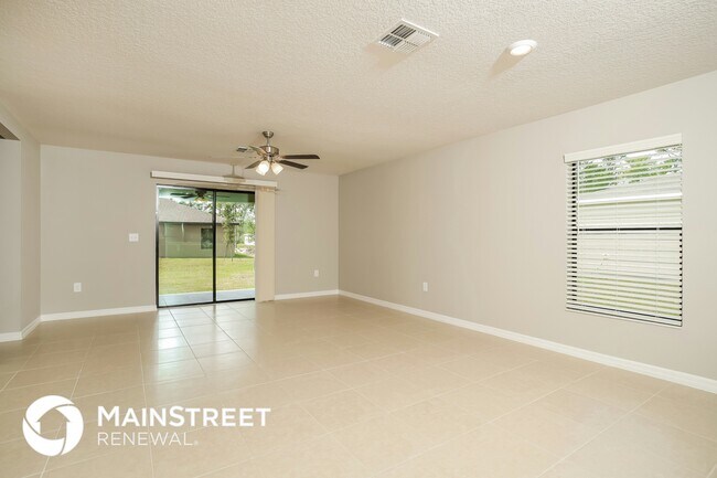 Building Photo - 208 Hyacinth Ct