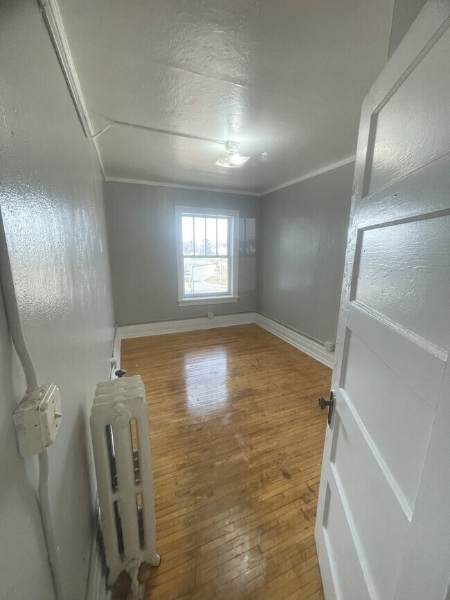 Foto del edificio - 609 Wellington Ct