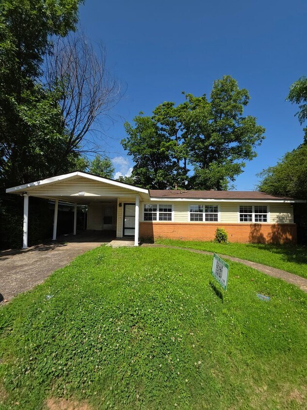 Foto principal - 1708 S Detroit Ave