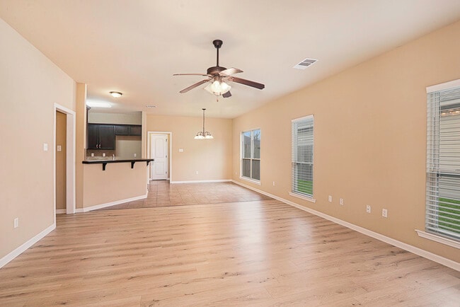 Building Photo - 15458 Rose Stone Dr