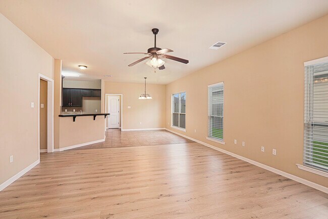 Foto del edificio - 15458 Rose Stone Dr