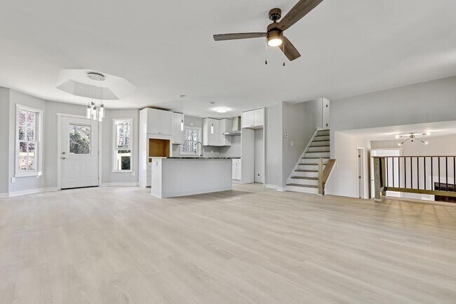 Foto del edificio - 1382 Bennett Rd
