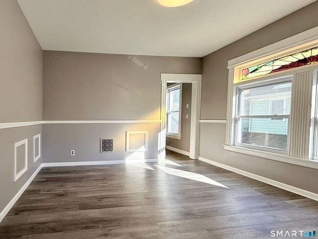 Building Photo - 47 Berkshire Ave