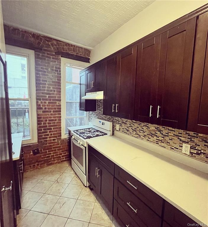 52 Main St Unit 4R, Yonkers, NY 10701 Room for Rent in Yonkers, NY