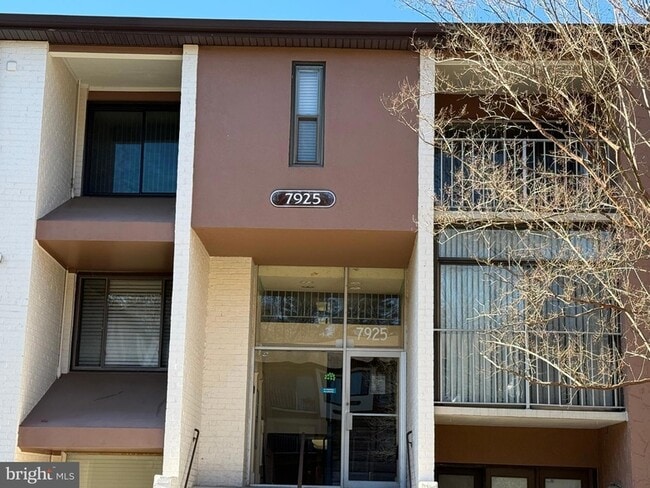 Photo - 7925 Mandan Rd Apartment