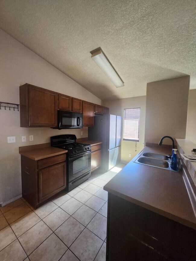 Foto del edificio - 10639 Grayware Rd SW