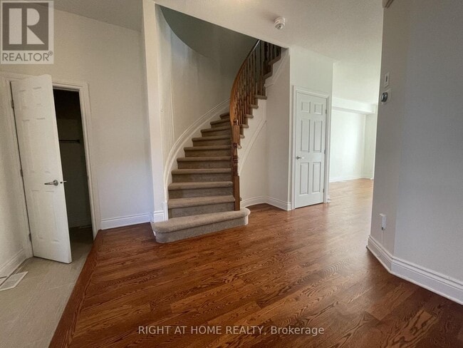 Building Photo - 28 Desmond Trudeau Dr